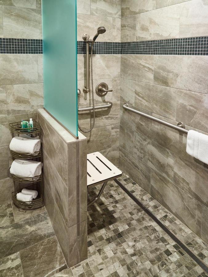 Livinn Hotel St Paul East / Maplewood Bagian luar foto